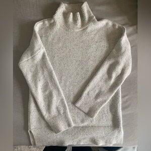 Abercrombie & Fitch Speckled Turtleneck Sweater